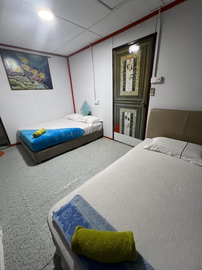 Mukut Coral Chalet Kampong Mukut Εξωτερικό φωτογραφία