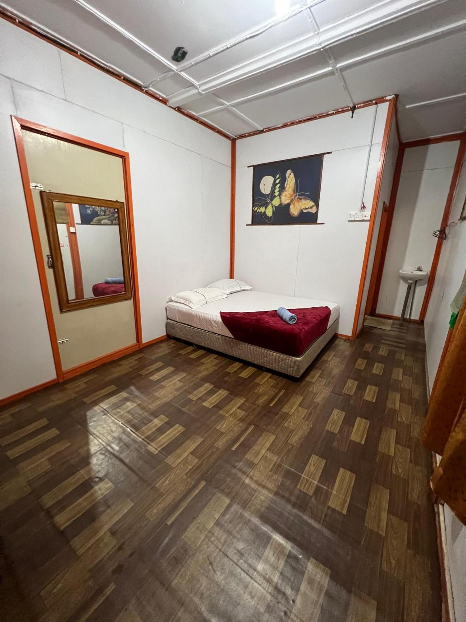 Mukut Coral Chalet Kampong Mukut Εξωτερικό φωτογραφία