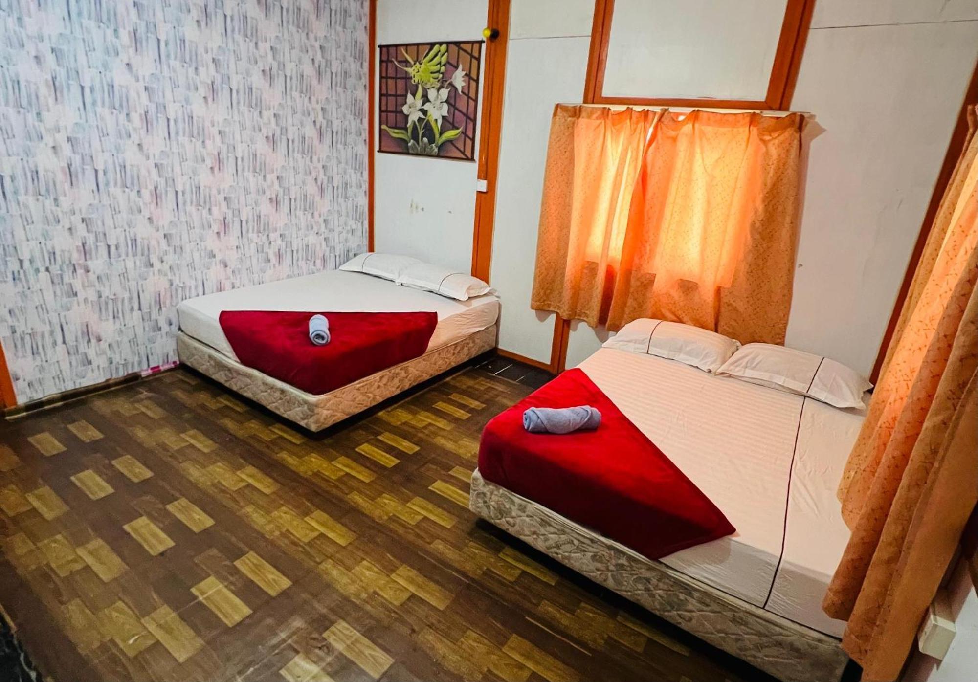 Mukut Coral Chalet Kampong Mukut Εξωτερικό φωτογραφία